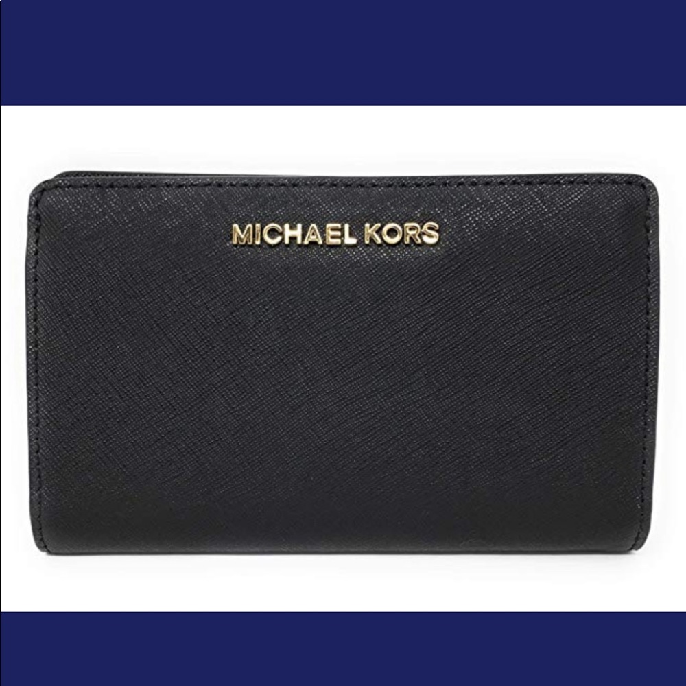 Gaby’sBags💕👜Michel Kors Wallet - Picture 1 of 3